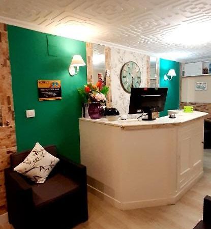 Hostal Verdemar Хіхон Екстер'єр фото