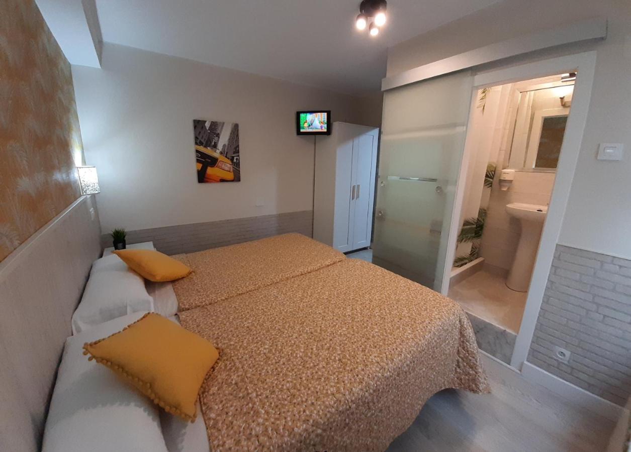 Hostal Verdemar Хіхон Екстер'єр фото