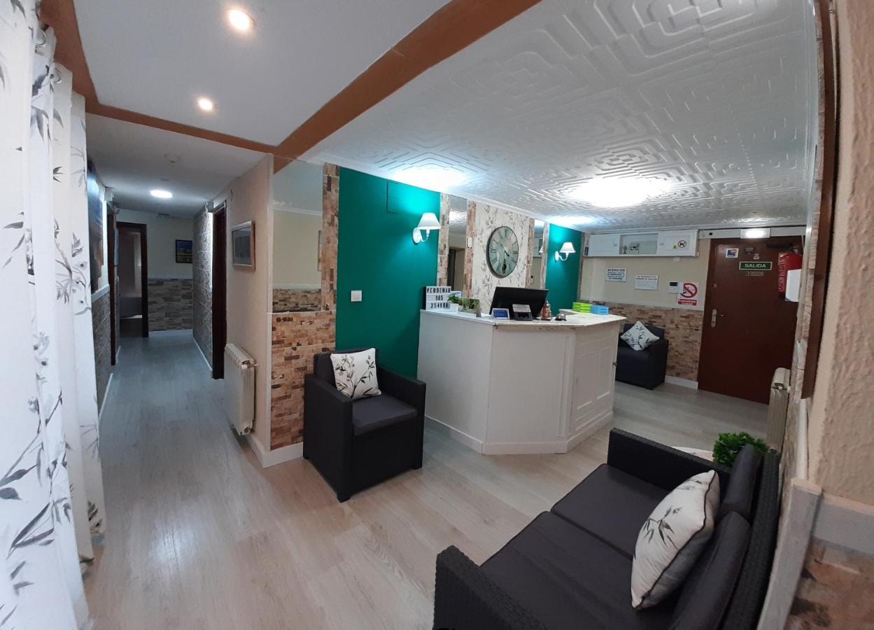 Hostal Verdemar Хіхон Екстер'єр фото