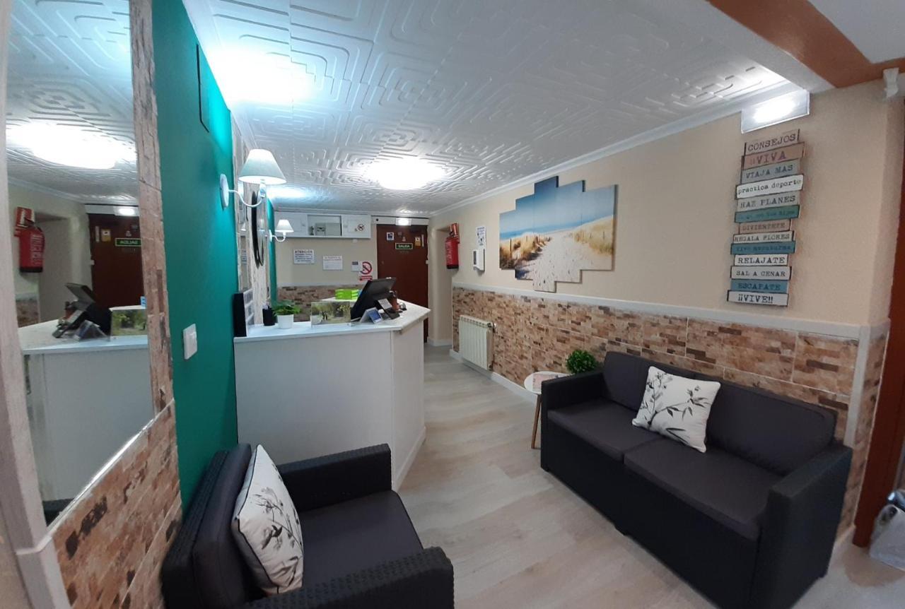 Hostal Verdemar Хіхон Екстер'єр фото