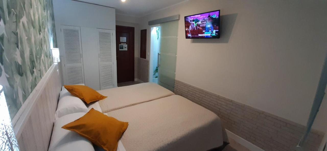 Hostal Verdemar Хіхон Екстер'єр фото
