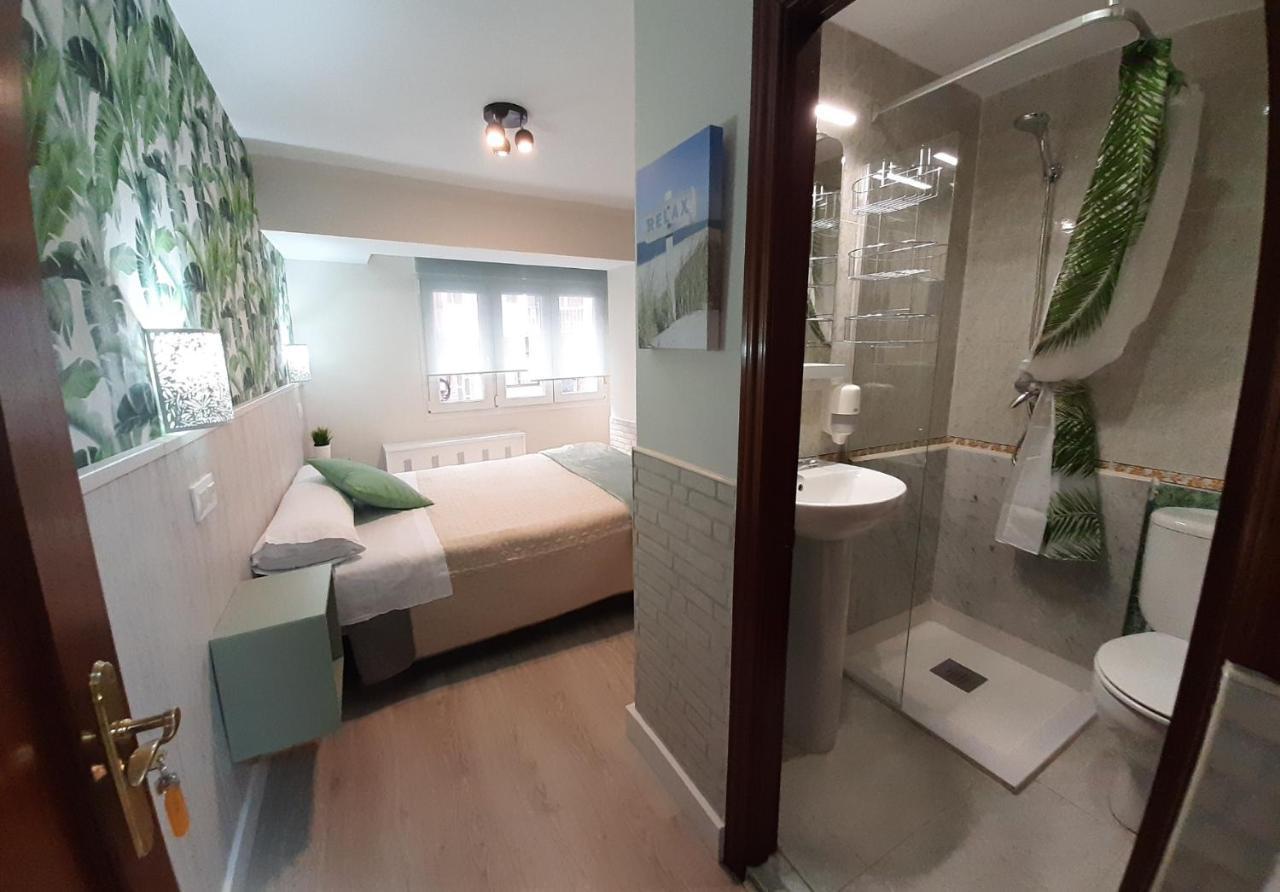 Hostal Verdemar Хіхон Екстер'єр фото