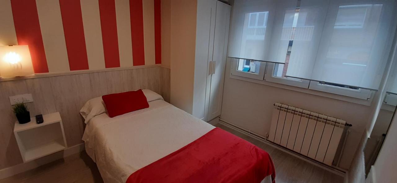Hostal Verdemar Хіхон Екстер'єр фото