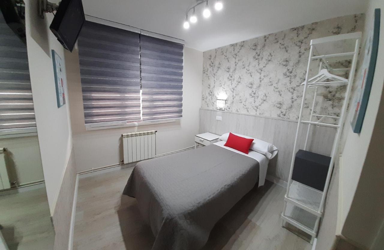 Hostal Verdemar Хіхон Екстер'єр фото